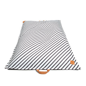 Lux Lagoon Lounger - Pool Float