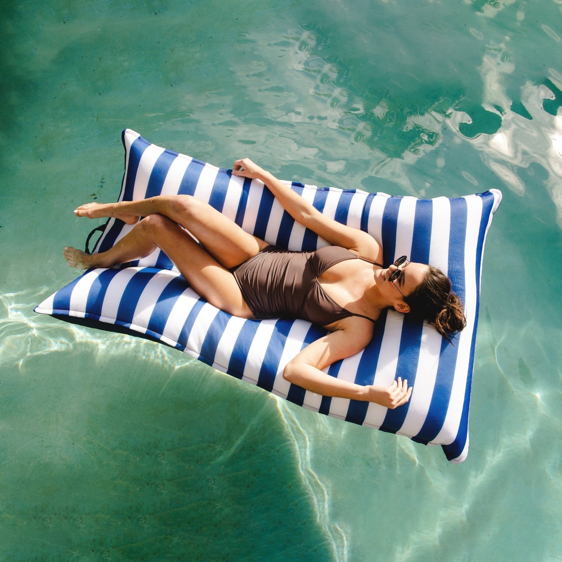 Lagoon Lounger - Pool Float