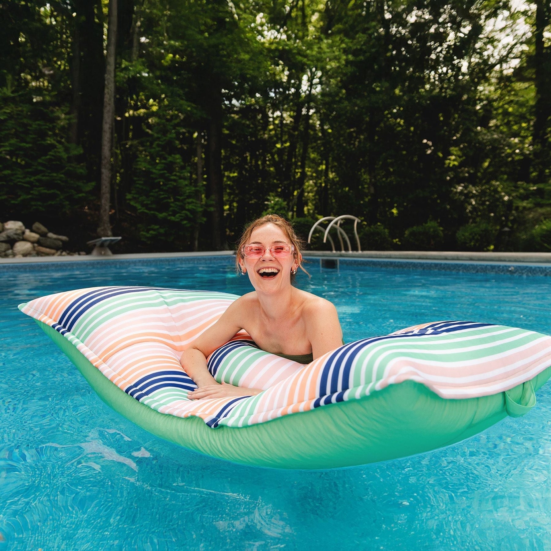 Lagoon Lounger - Pool Float
