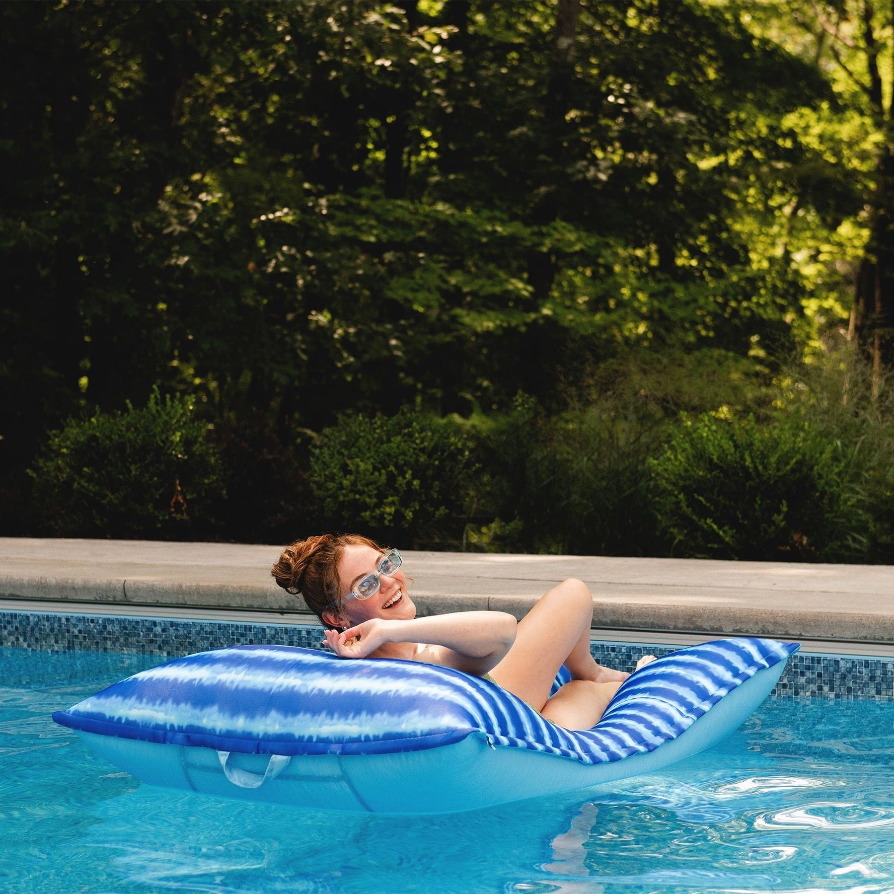 Lagoon Lounger - Pool Float