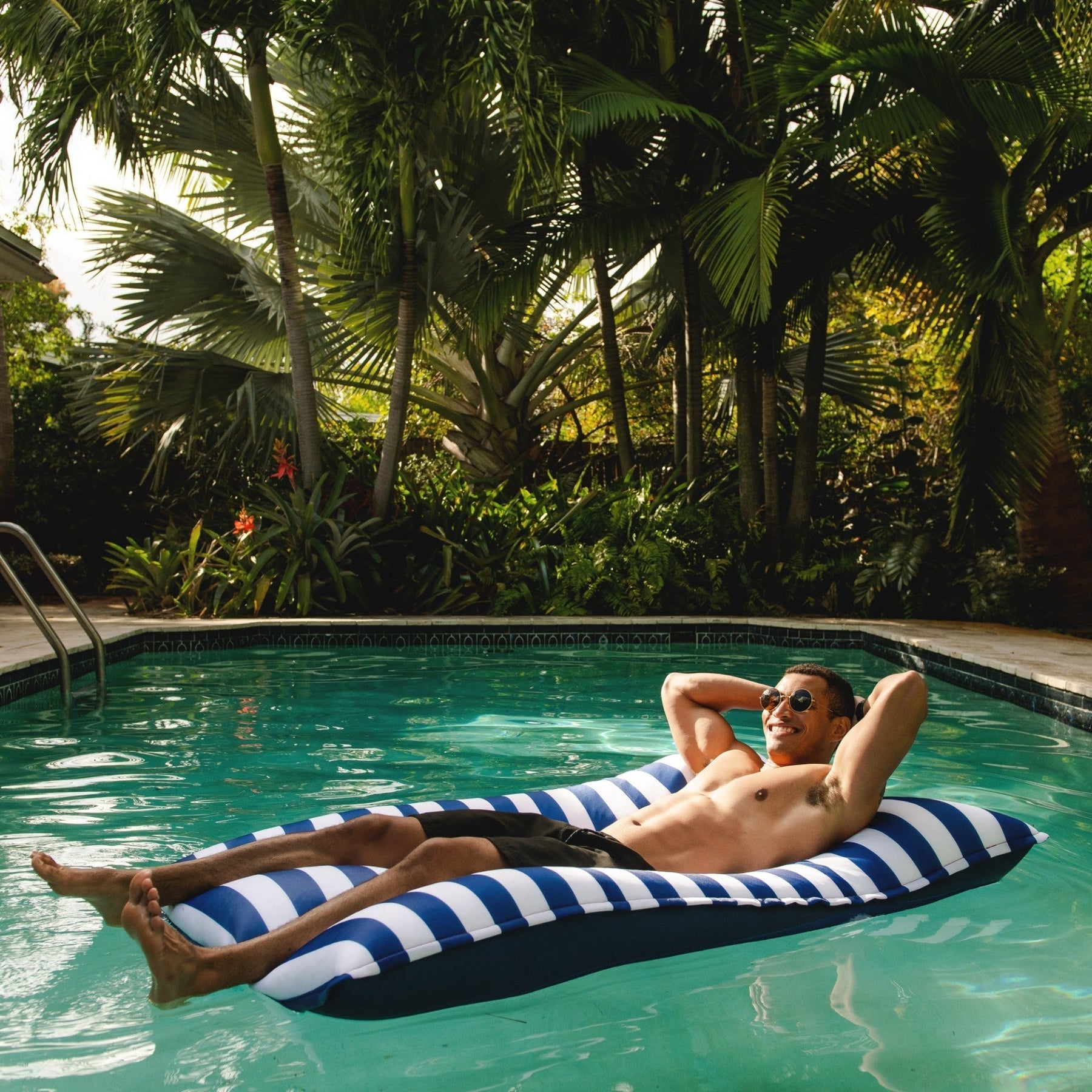Lagoon Lounger - Pool Float