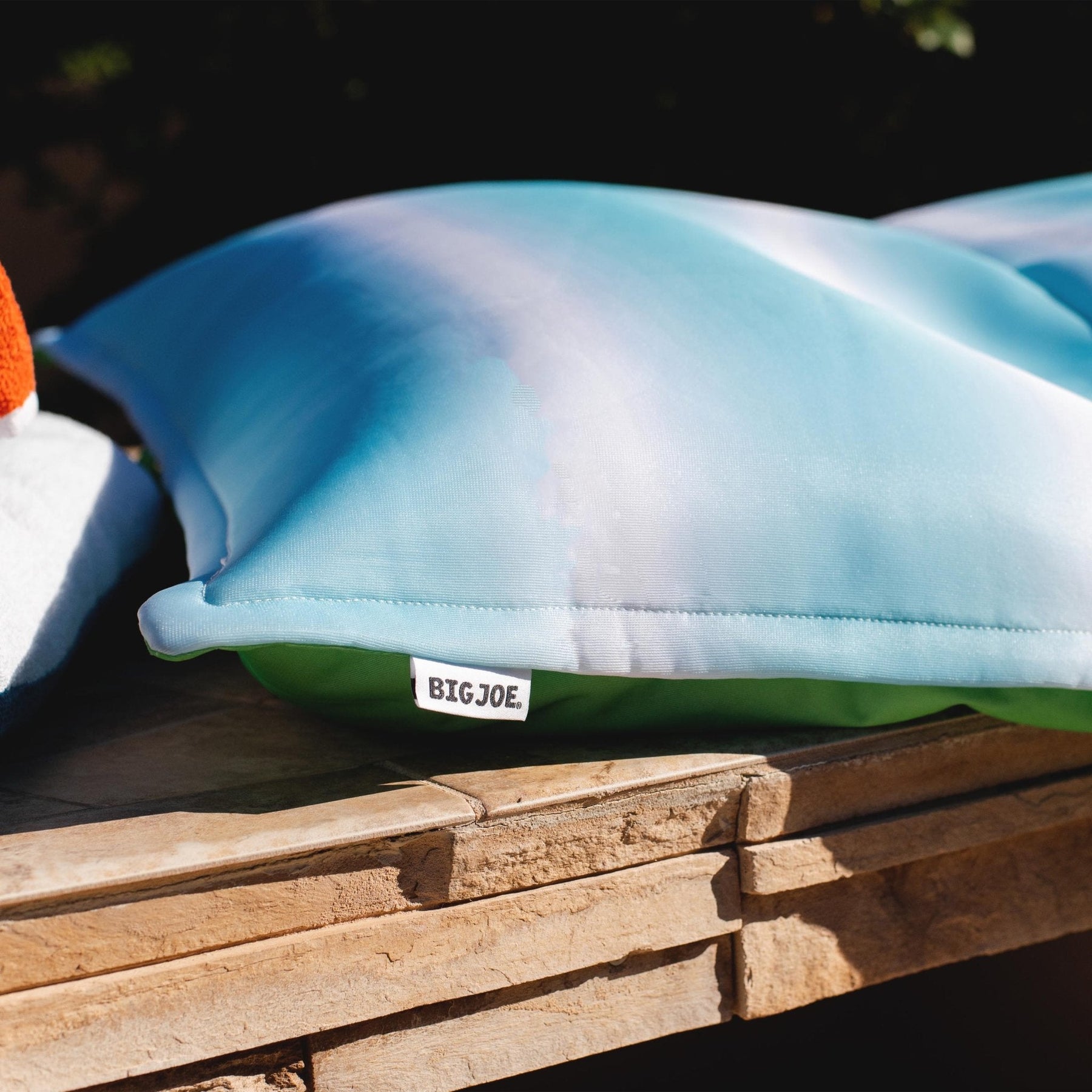 Lagoon Lounger - Pool Float