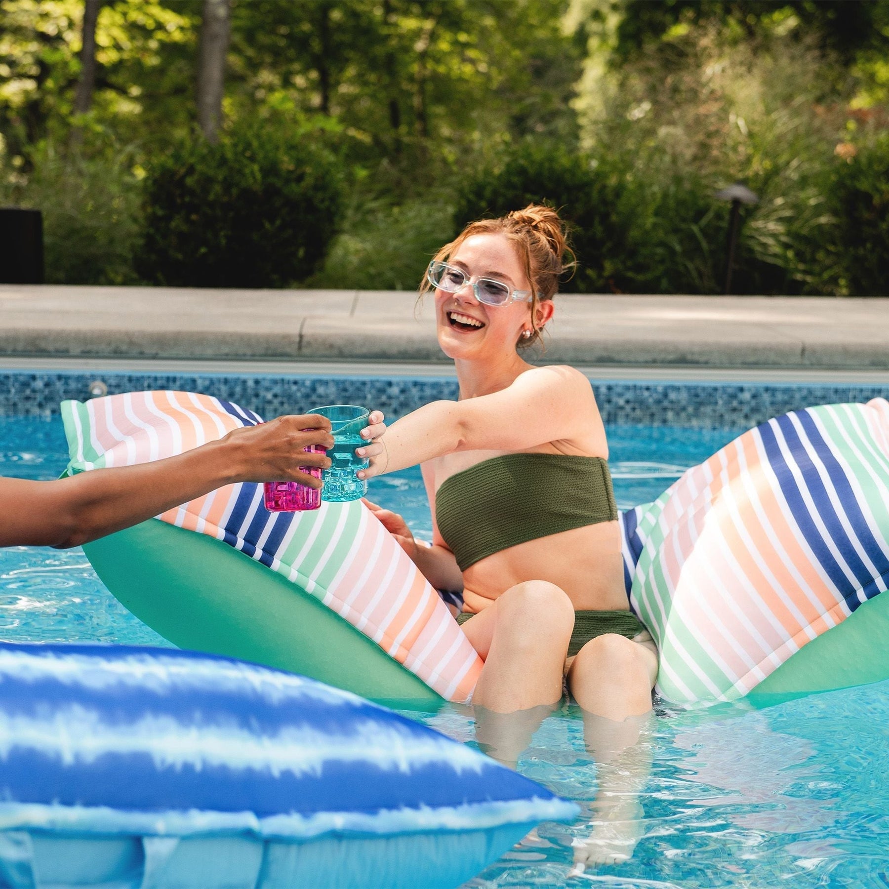 Lagoon Lounger - Pool Float