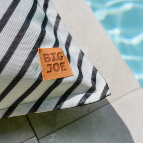 Lux Lagoon Lounger - Pool Float