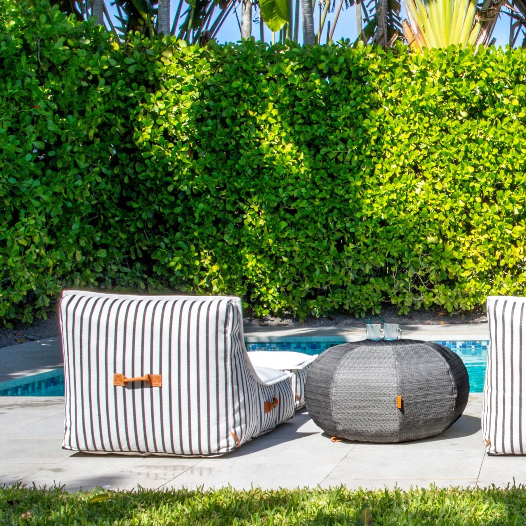 Lux Pouf - Patio Accessory