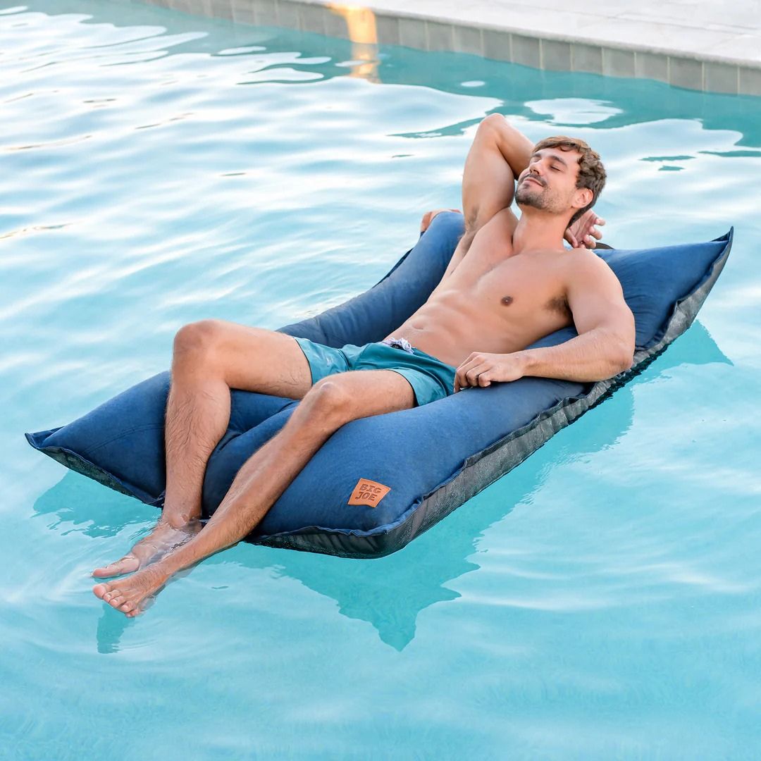 Lux Twilight™ Lagoon Lounger