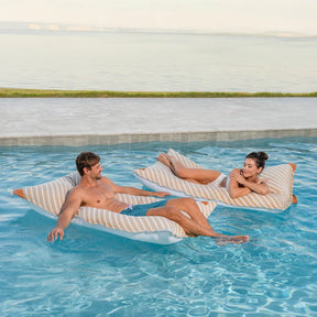 Lux Twilight™ Lagoon Lounger