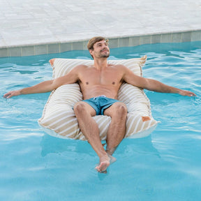 Lux Twilight™ Lagoon Lounger